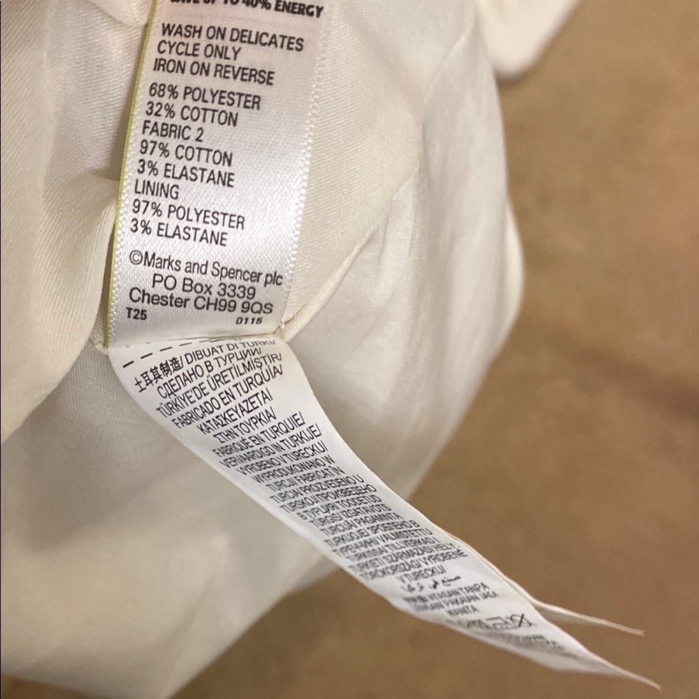 Mark and Spencer Autograph
Jacquard Dress Size Uk 18 Us 14 - Picture 7 of 11